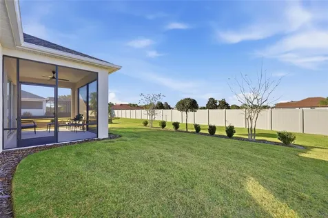 2154 Wallingford Loop Mount Dora FL 32757
