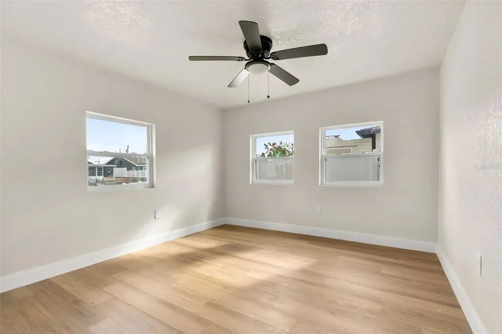 13804 Victor Avenue Hudson FL 34667