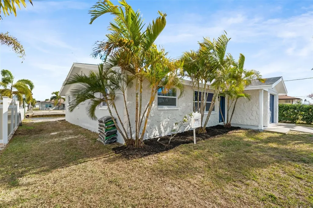 13804 Victor Avenue Hudson FL 34667