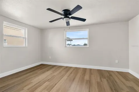 13804 Victor Avenue Hudson FL 34667