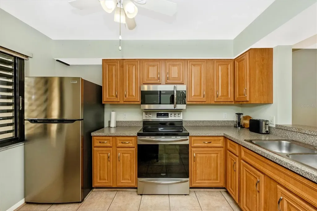 5219 Lake Village Drive Sarasota FL 34235