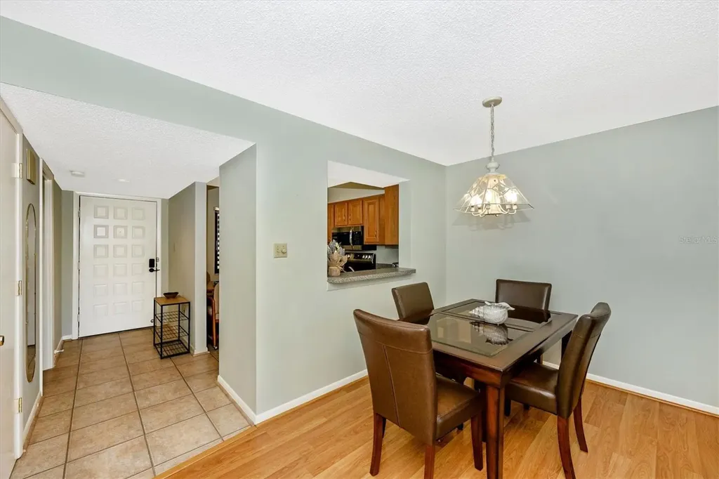 5219 Lake Village Drive Sarasota FL 34235