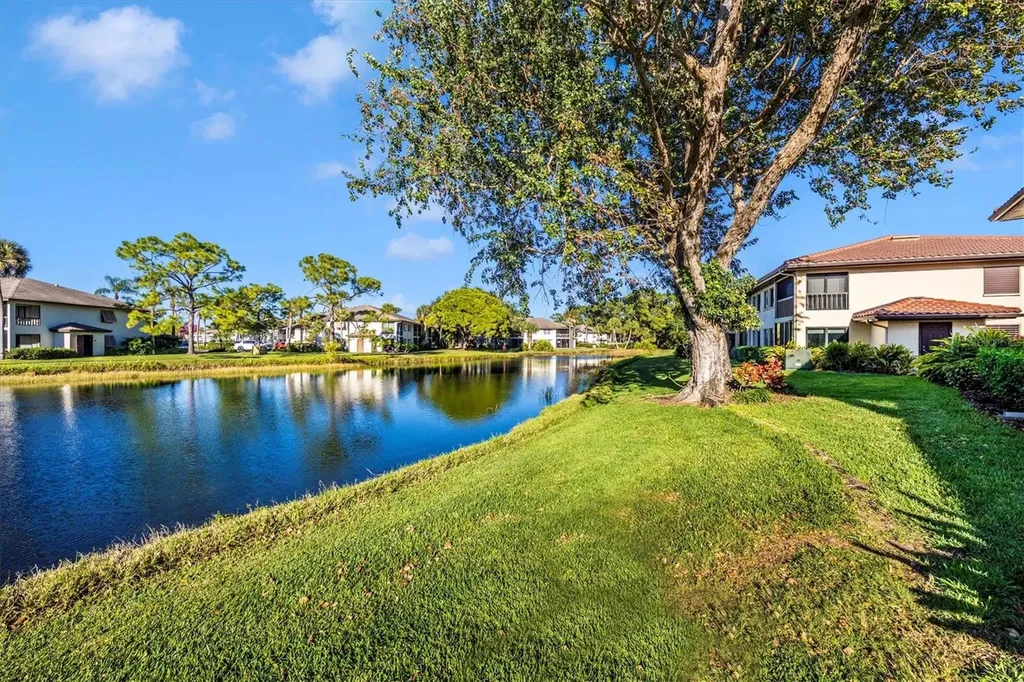 5219 Lake Village Drive Sarasota FL 34235