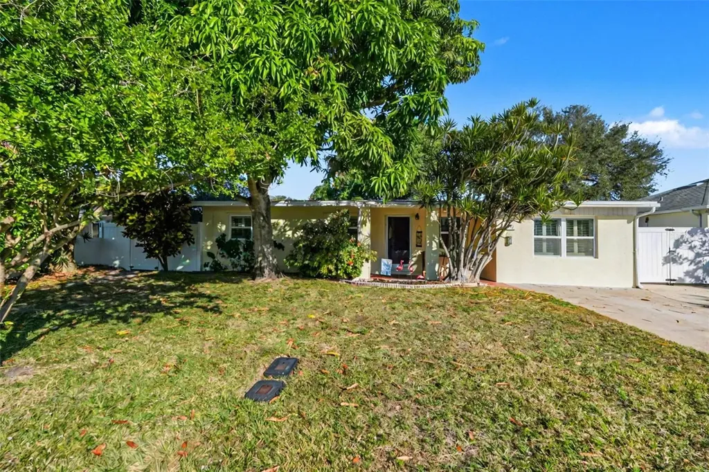 206 Harbor Drive Cape Canaveral FL 32920