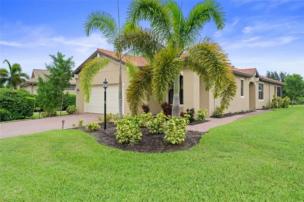 5115 Tobermory Way Bradenton FL 34211