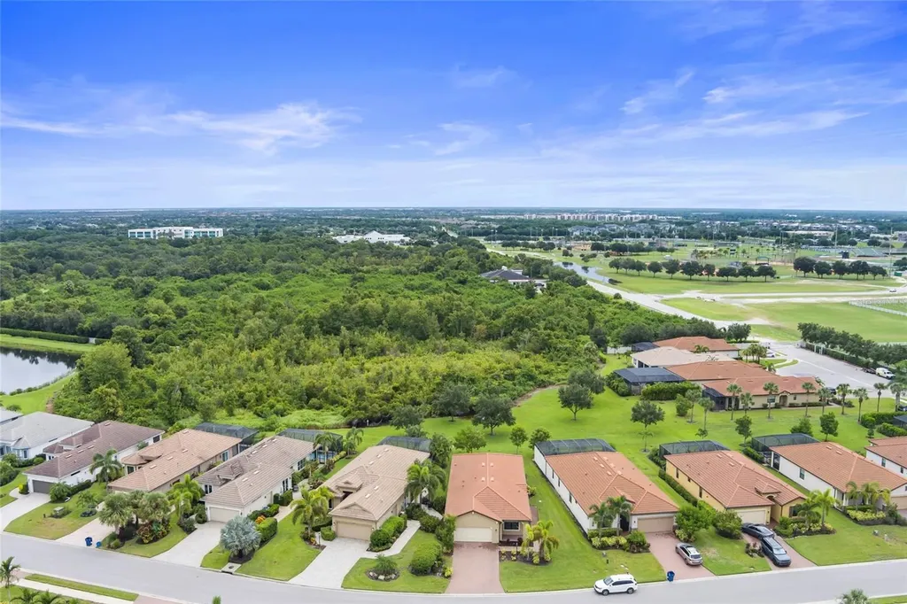 5115 Tobermory Way Bradenton FL 34211