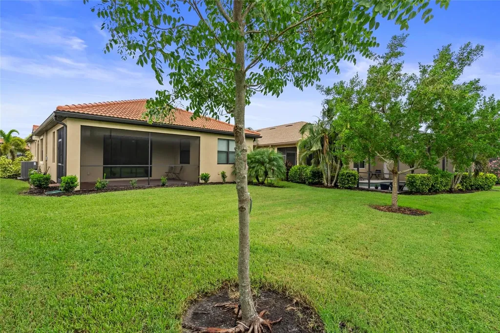 5115 Tobermory Way Bradenton FL 34211