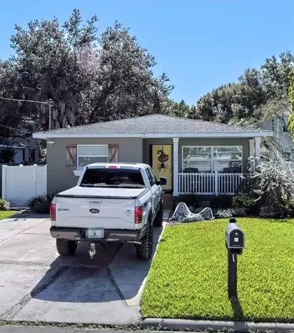2906 W North B Street Tampa FL 33609