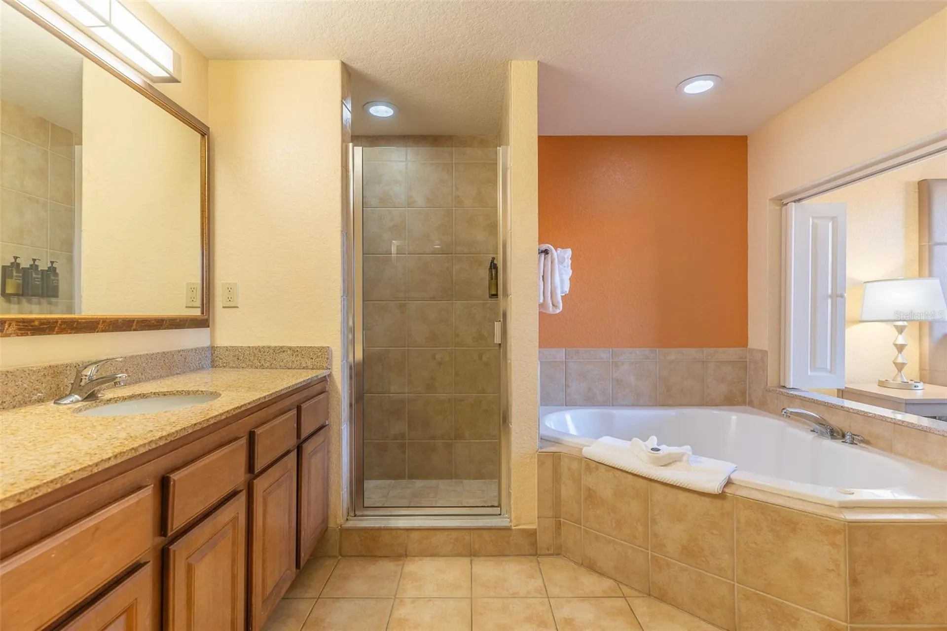 12521 Floridays Resort Drive Orlando FL 32821