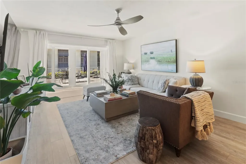 1055 W Peppertree Drive Sarasota FL 34242