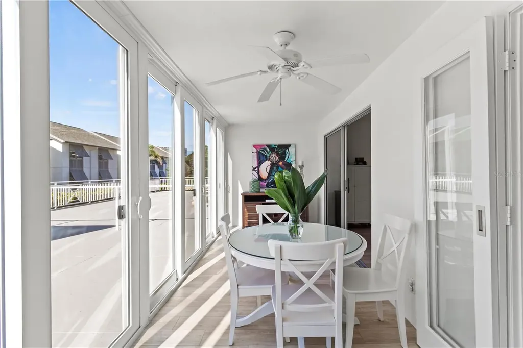 1055 W Peppertree Drive Sarasota FL 34242