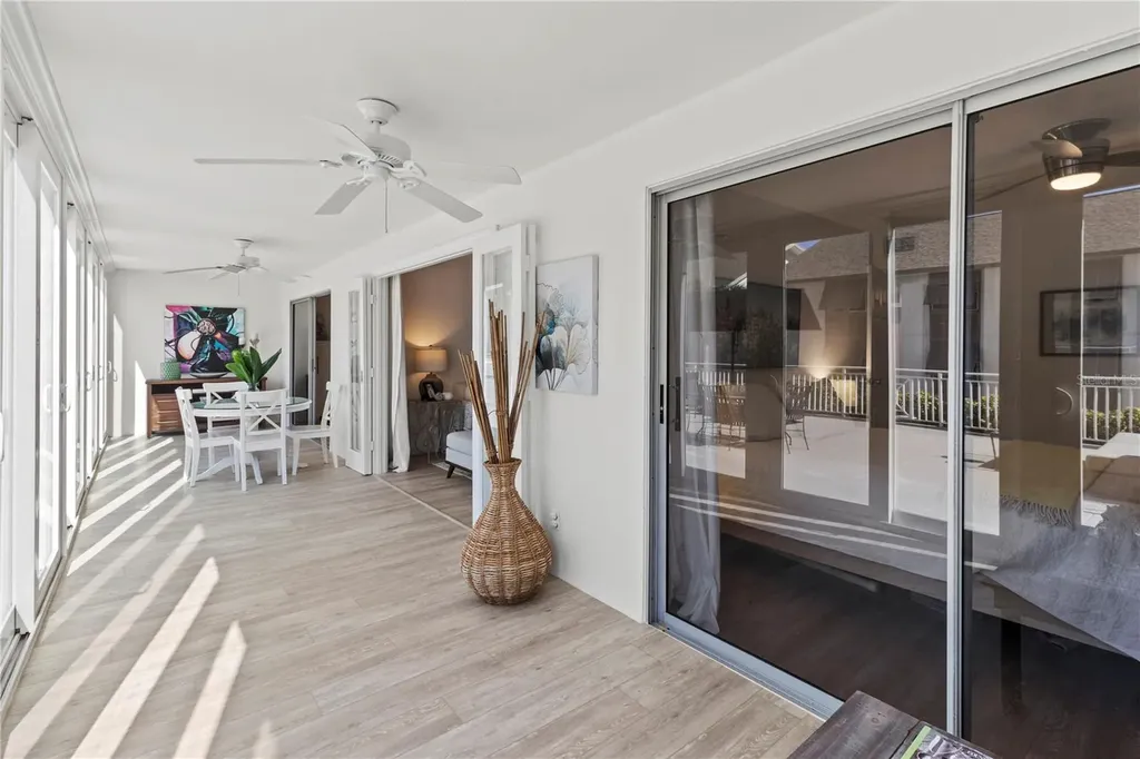 1055 W Peppertree Drive Sarasota FL 34242