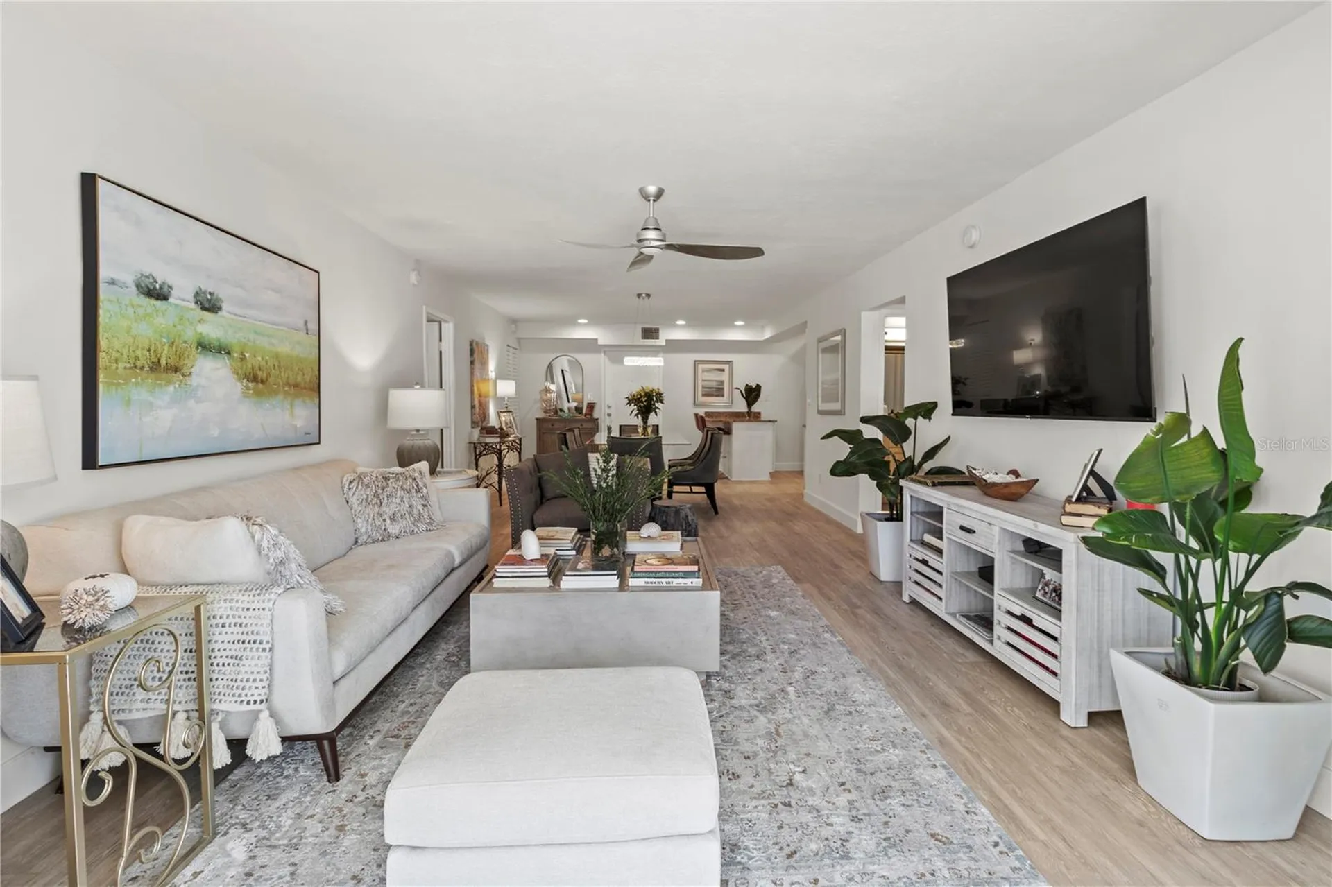 1055 W Peppertree Drive Sarasota FL 34242