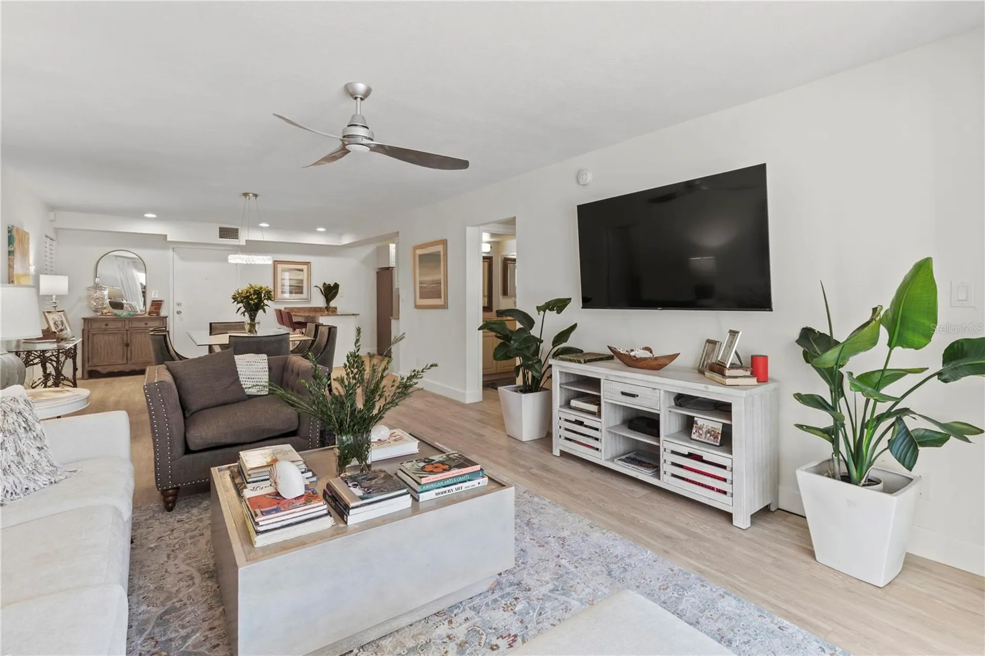 1055 W Peppertree Drive Sarasota FL 34242