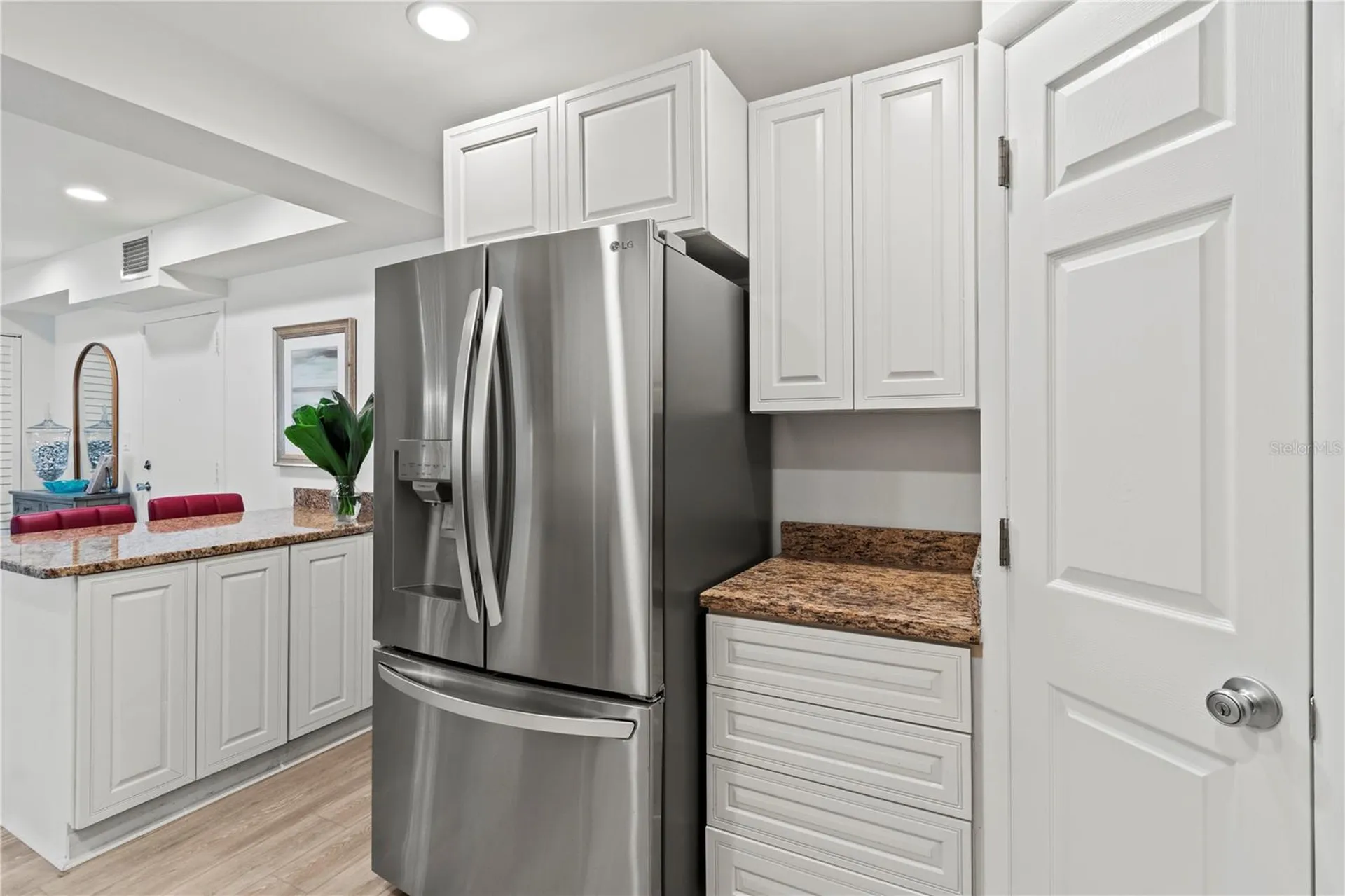 1055 W Peppertree Drive Sarasota FL 34242