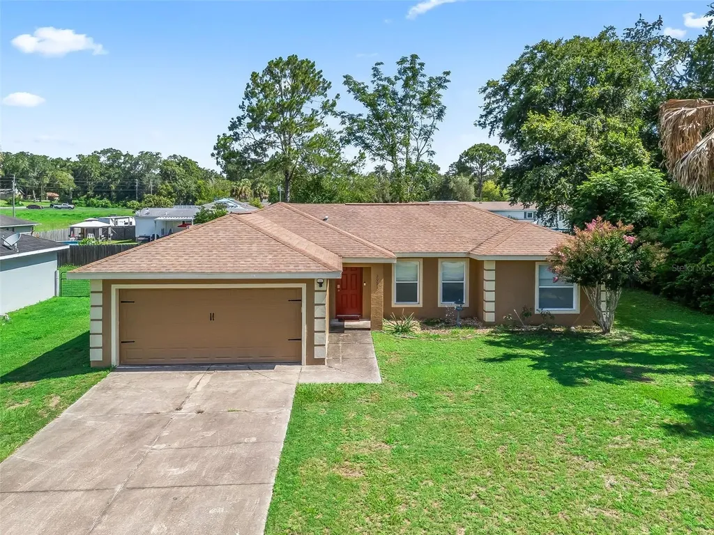 3951 SE 136th Place Summerfield FL 34491