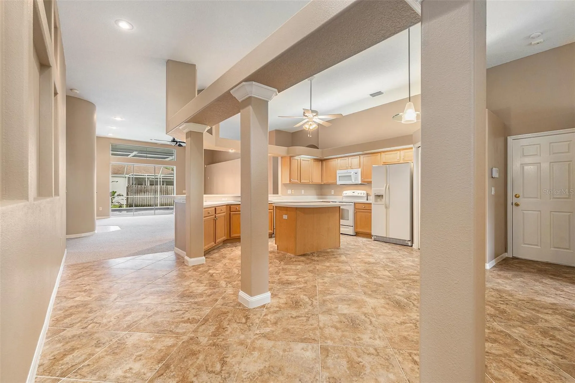 10019 Oxford Chapel Drive Tampa FL 33647