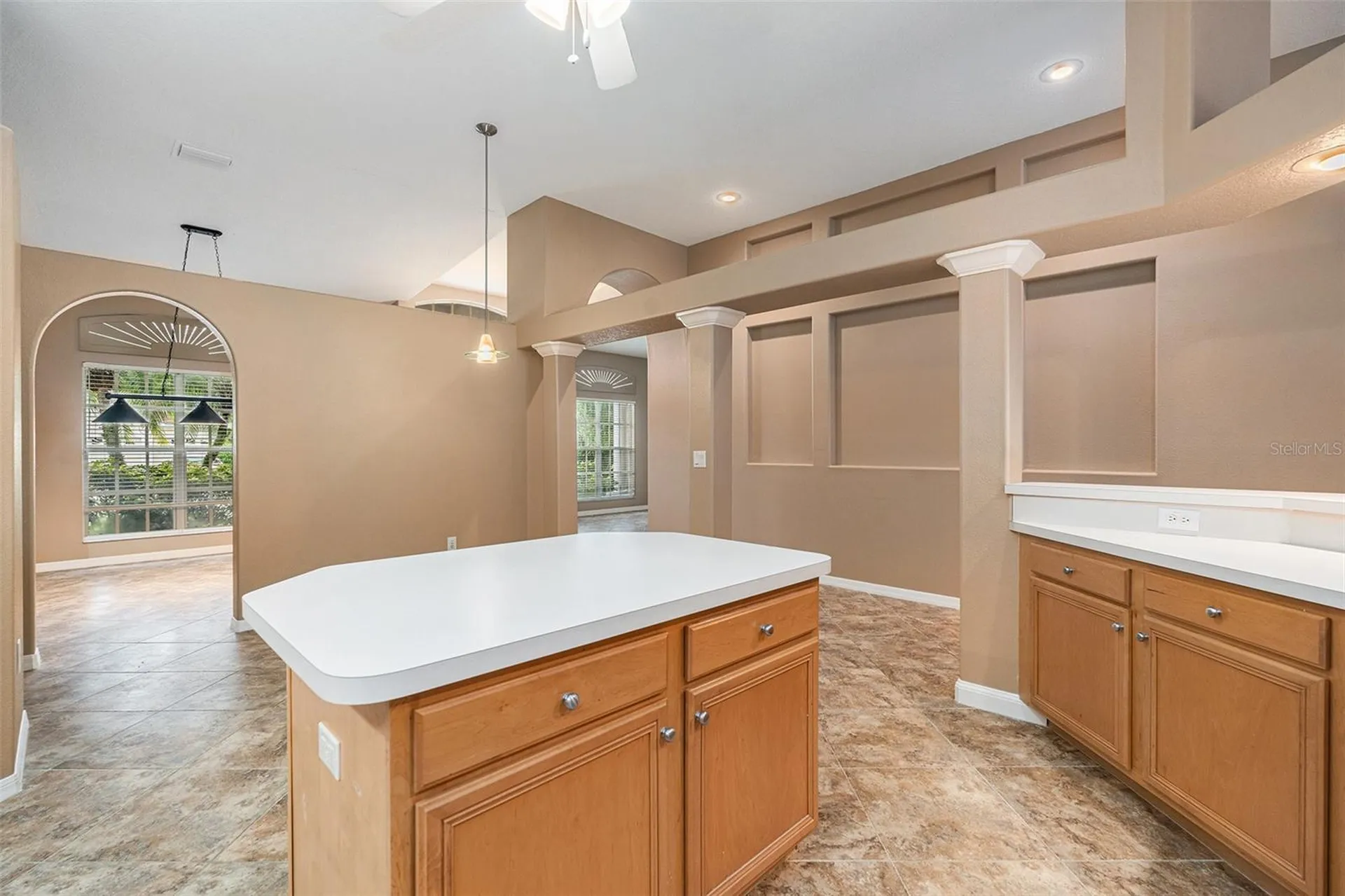 10019 Oxford Chapel Drive Tampa FL 33647