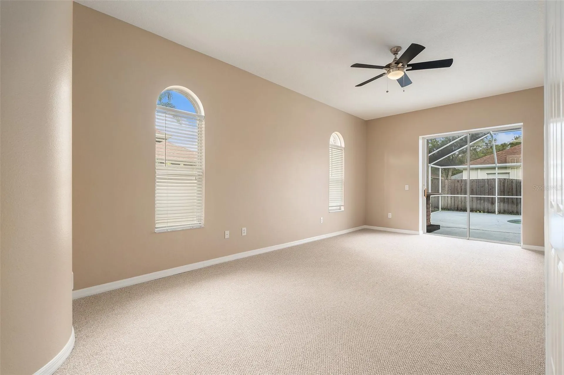 10019 Oxford Chapel Drive Tampa FL 33647