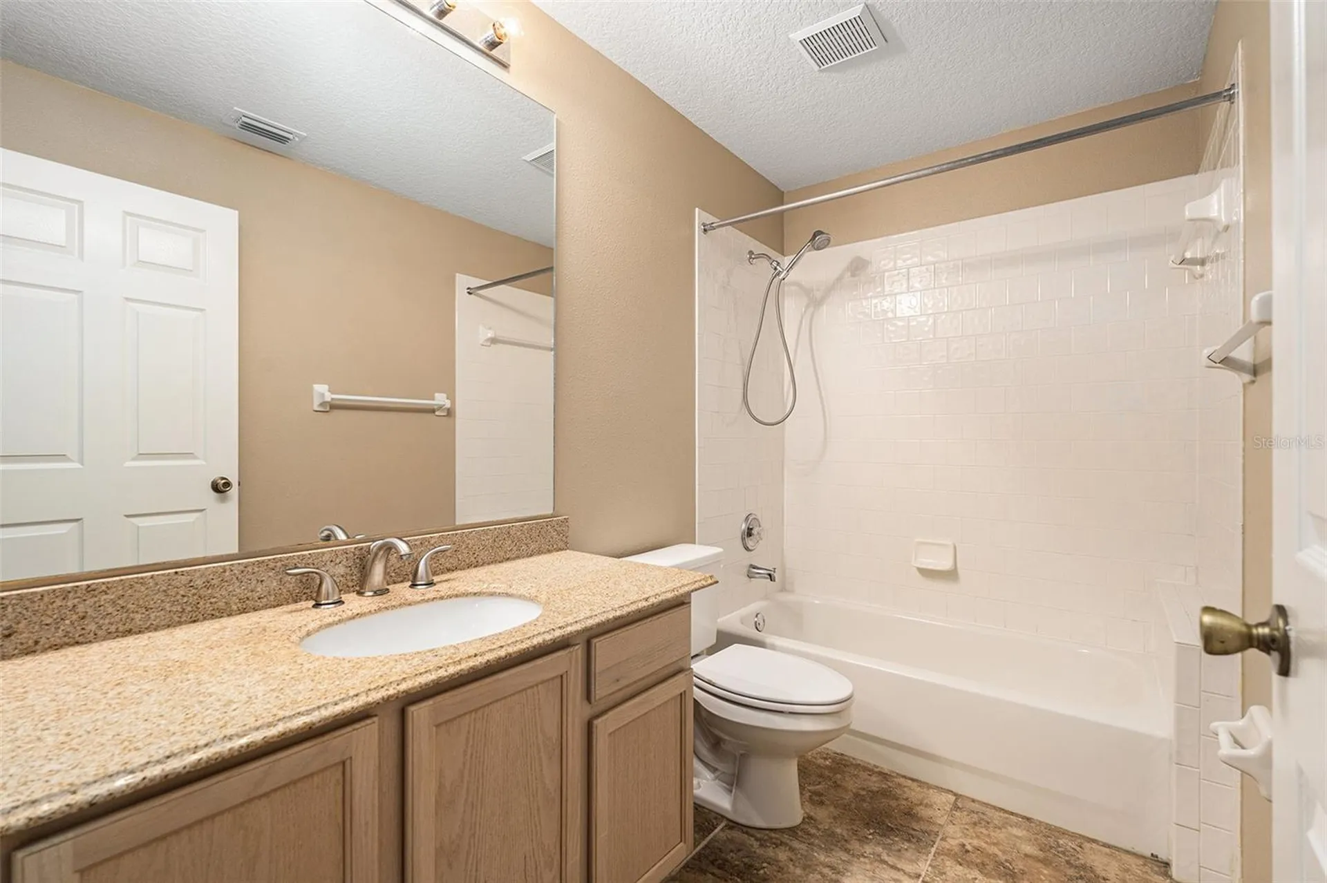 10019 Oxford Chapel Drive Tampa FL 33647