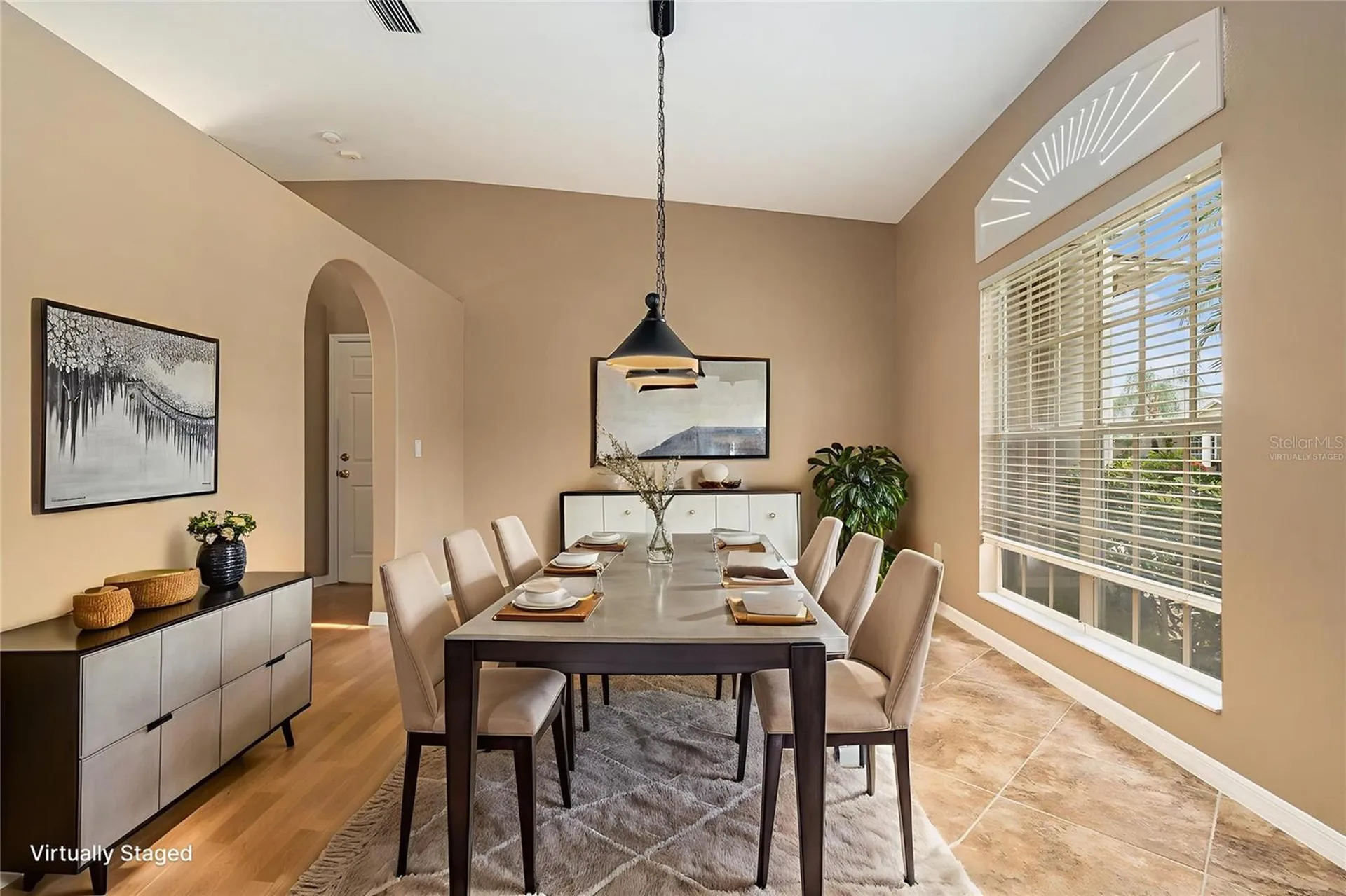 10019 Oxford Chapel Drive Tampa FL 33647
