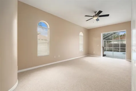 10019 Oxford Chapel Drive Tampa FL 33647