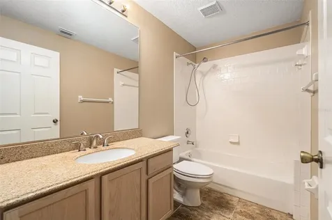 10019 Oxford Chapel Drive Tampa FL 33647