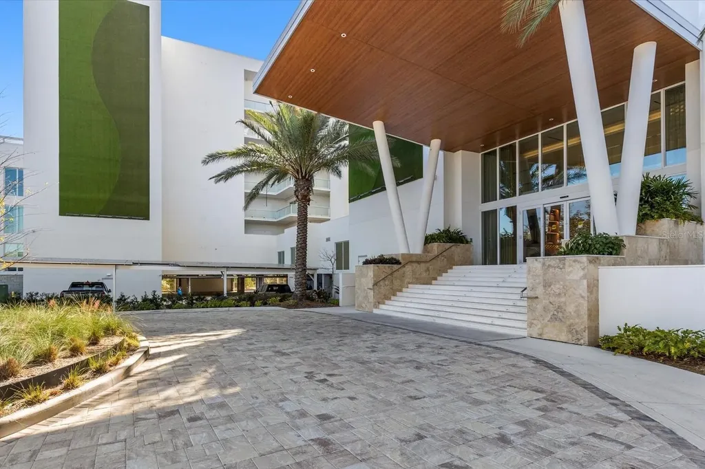 1020 Sunset Point Road Clearwater FL 33755