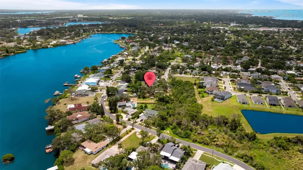818 Eunice Drive Tarpon Springs FL 34689
