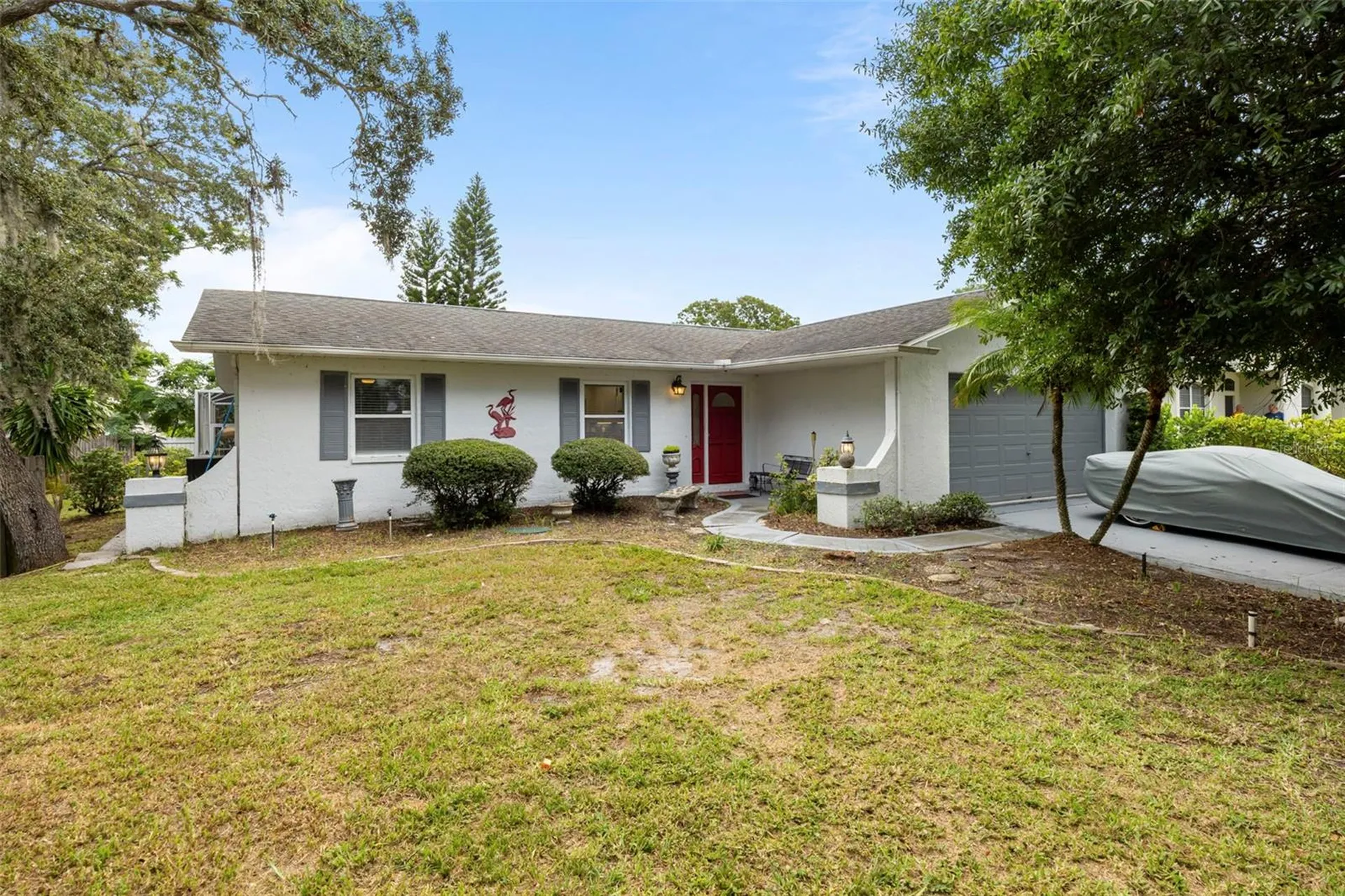 818 Eunice Drive Tarpon Springs FL 34689