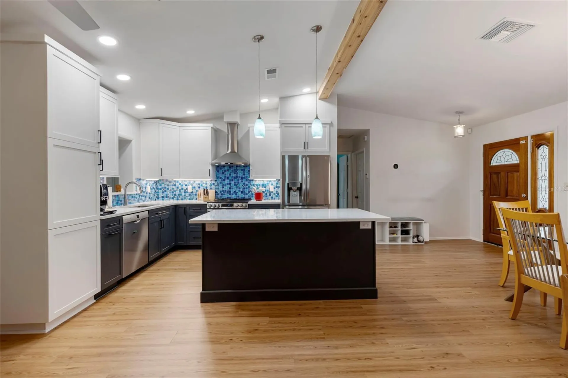 818 Eunice Drive Tarpon Springs FL 34689