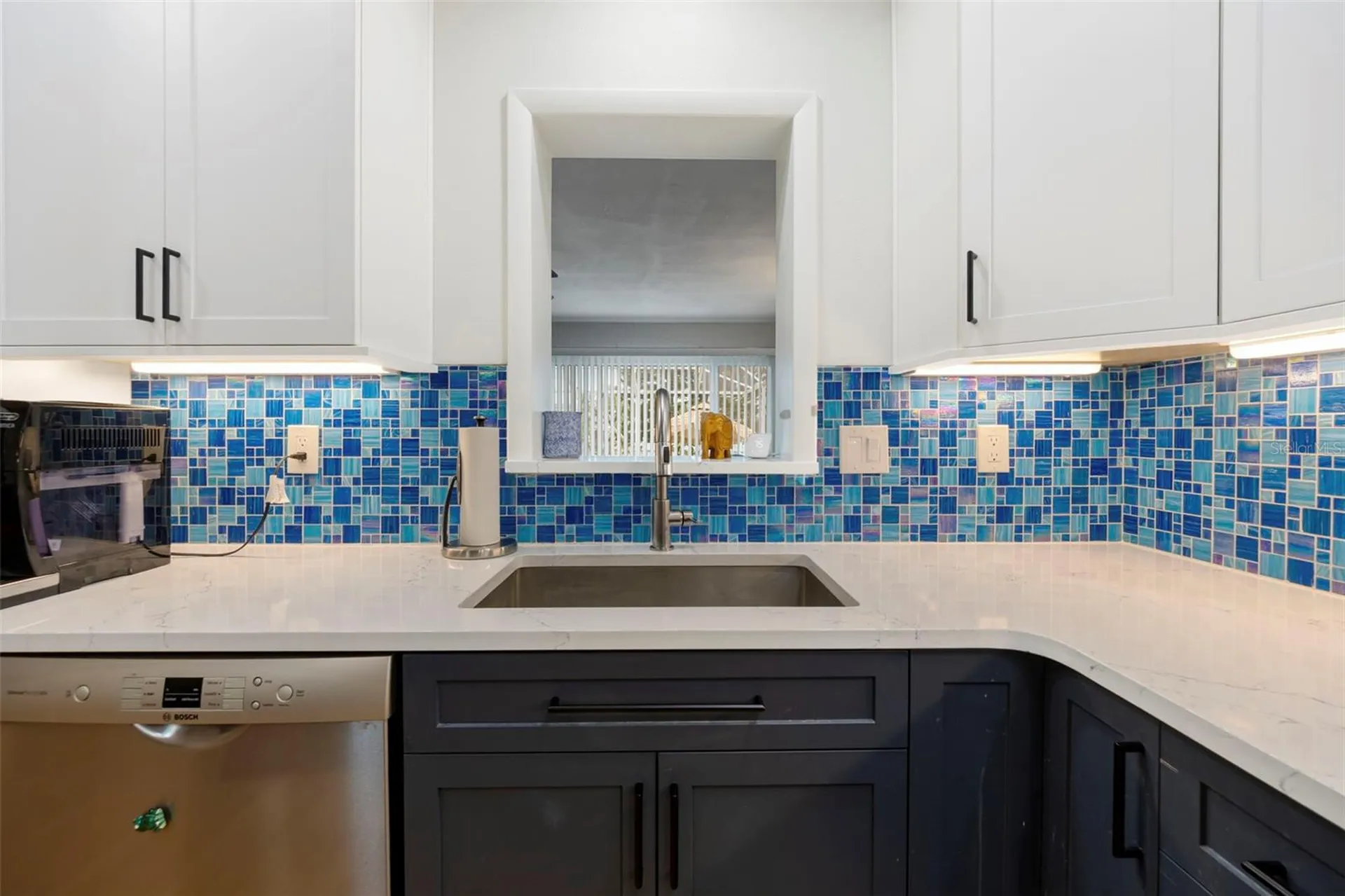 818 Eunice Drive Tarpon Springs FL 34689