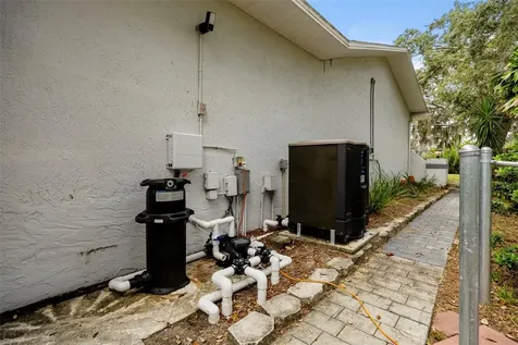 818 Eunice Drive Tarpon Springs FL 34689