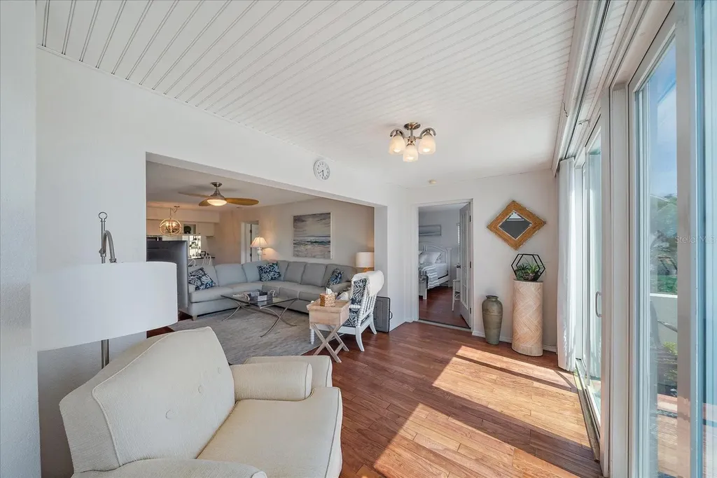 425 Cerromar Terrace Venice FL 34293