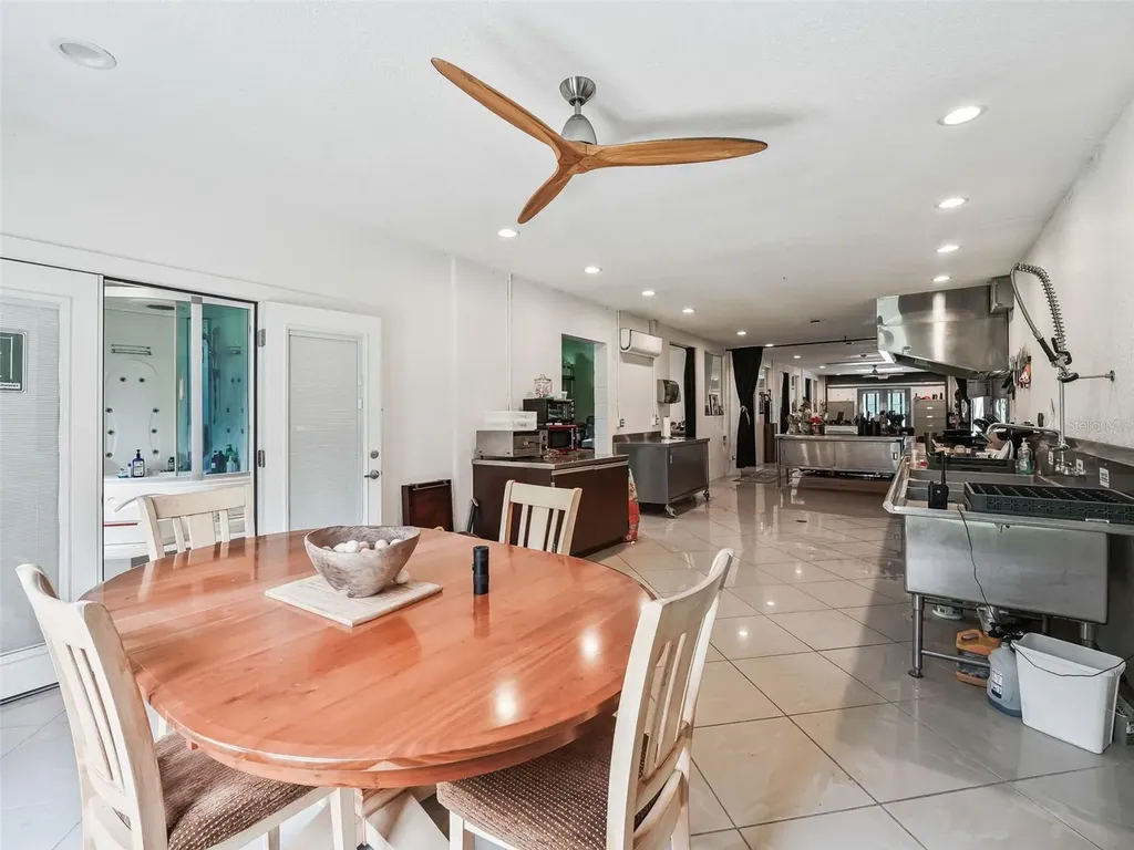 12651 W Highway 318 Williston FL 32696