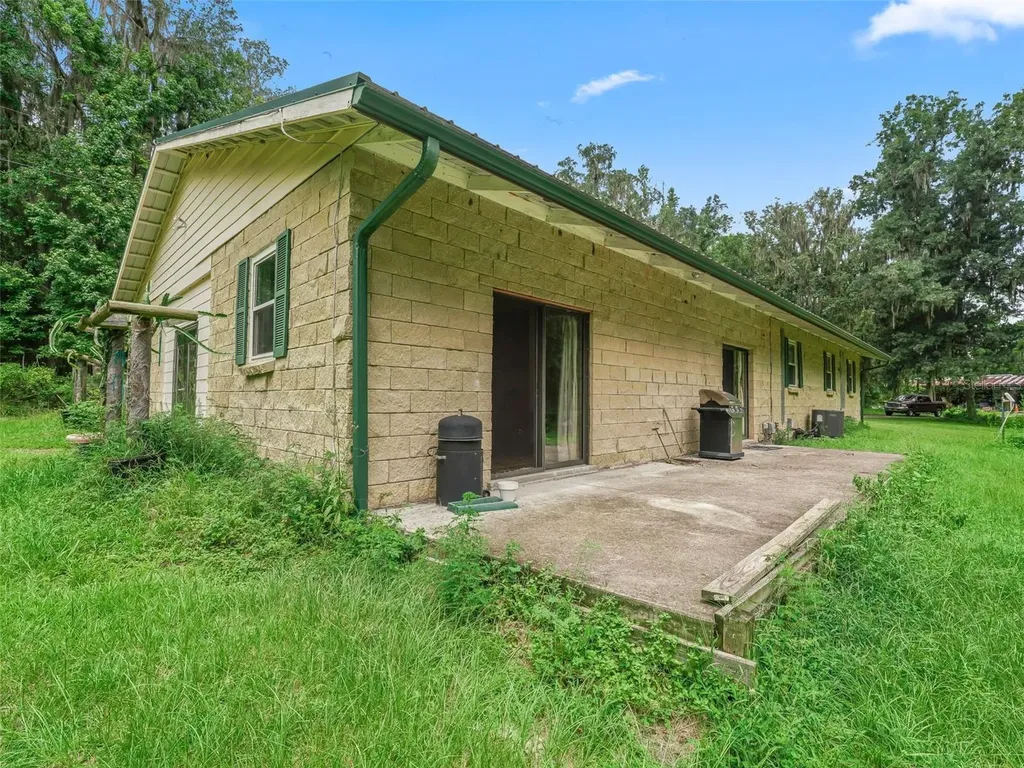 12651 W Highway 318 Williston FL 32696