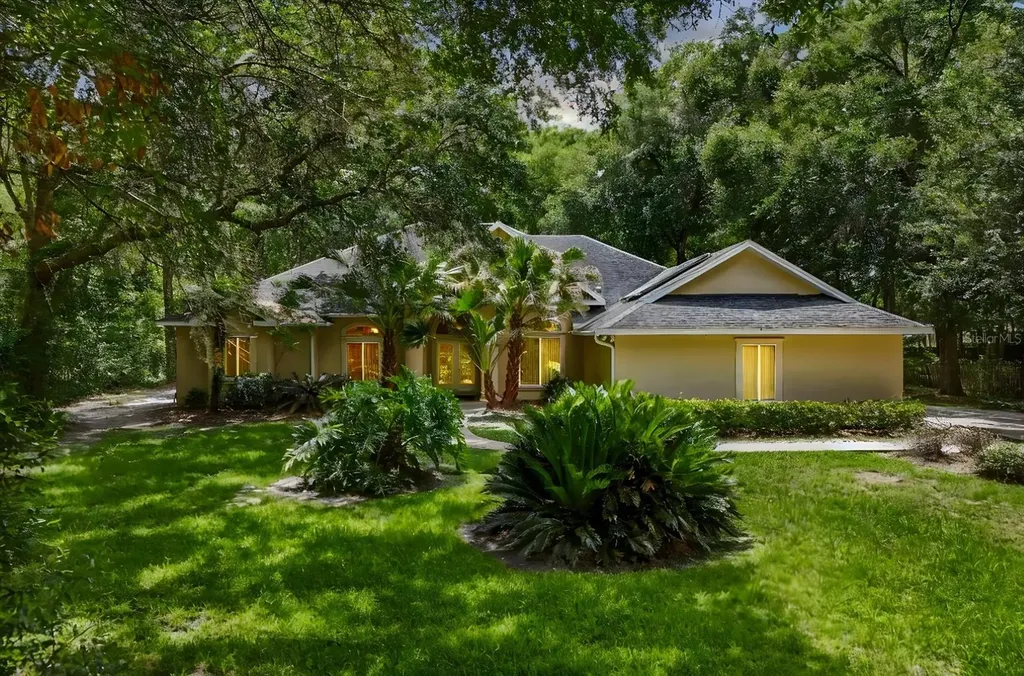322 SW 134th Terrace Newberry FL 32669