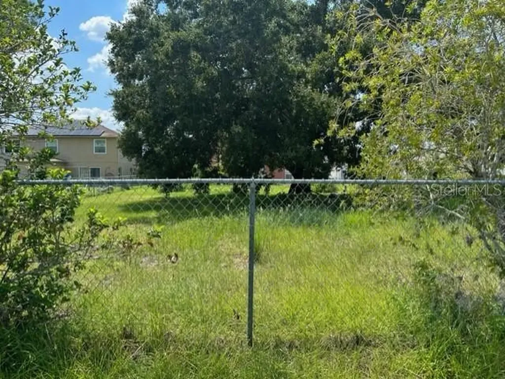 558 Maricopa Drive Kissimmee FL 34758