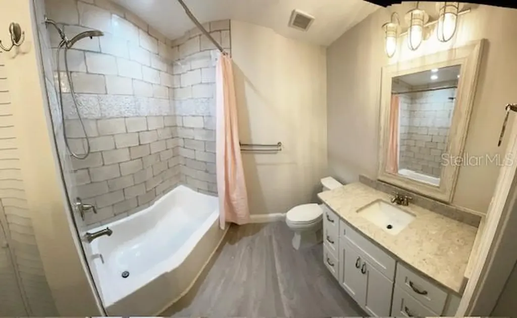 628 Boca Ciega Point Boulevard S St Petersburg FL 33708