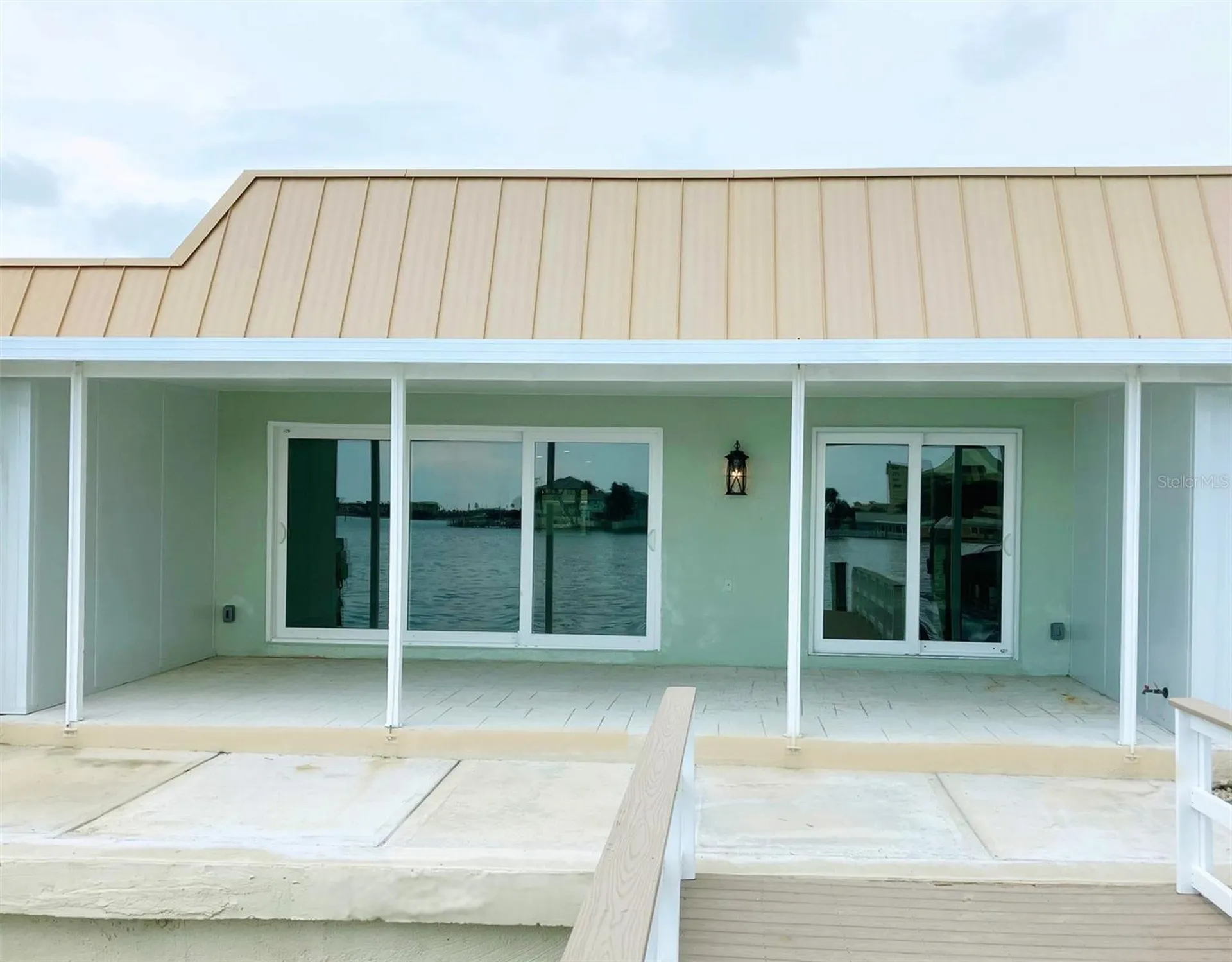 628 Boca Ciega Point Boulevard S St Petersburg FL 33708