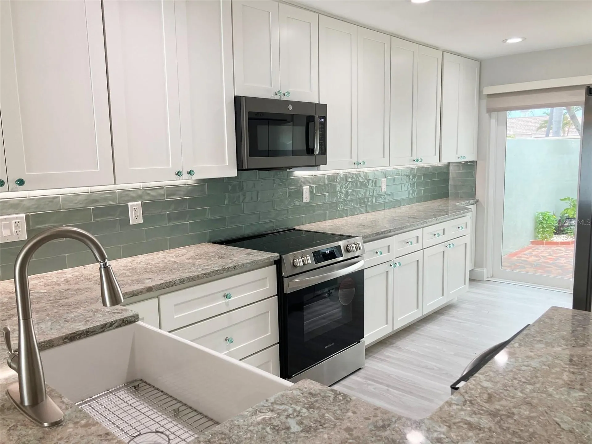 628 Boca Ciega Point Boulevard S St Petersburg FL 33708