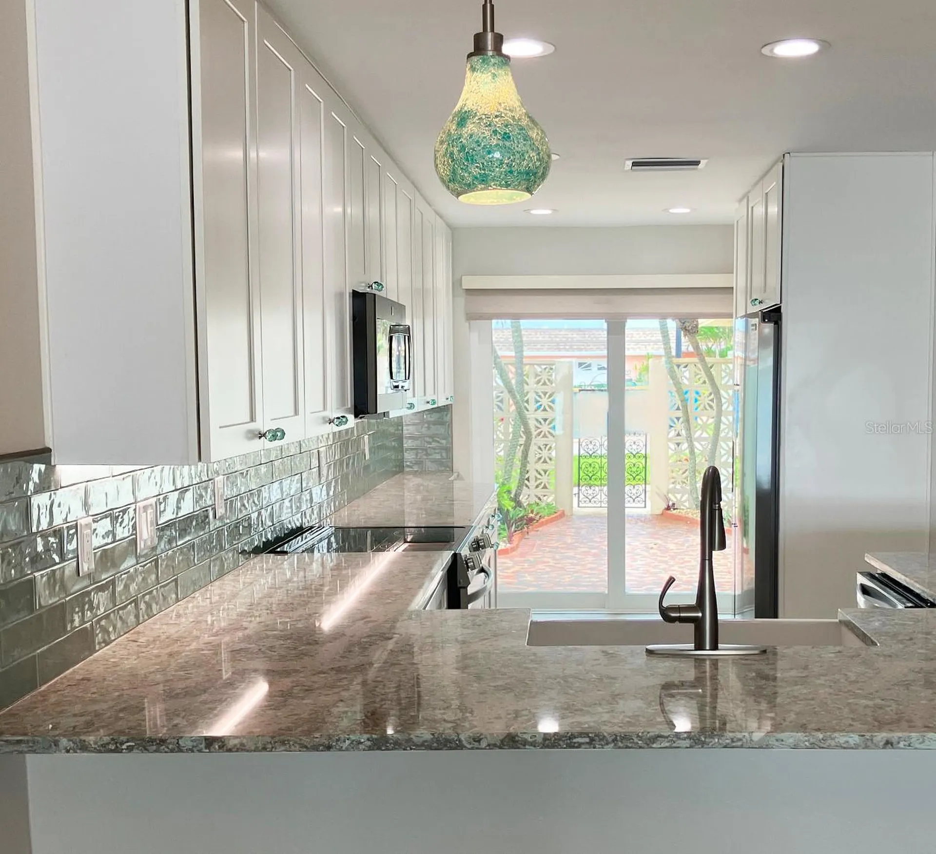 628 Boca Ciega Point Boulevard S St Petersburg FL 33708