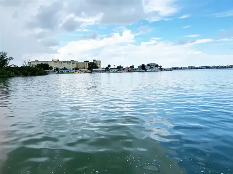 628 Boca Ciega Point Boulevard S St Petersburg FL 33708