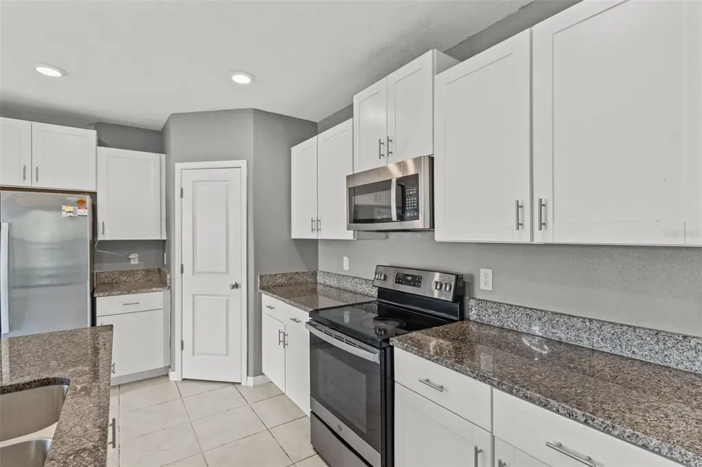 16671 Kingman Reef Street Wimauma FL 33598