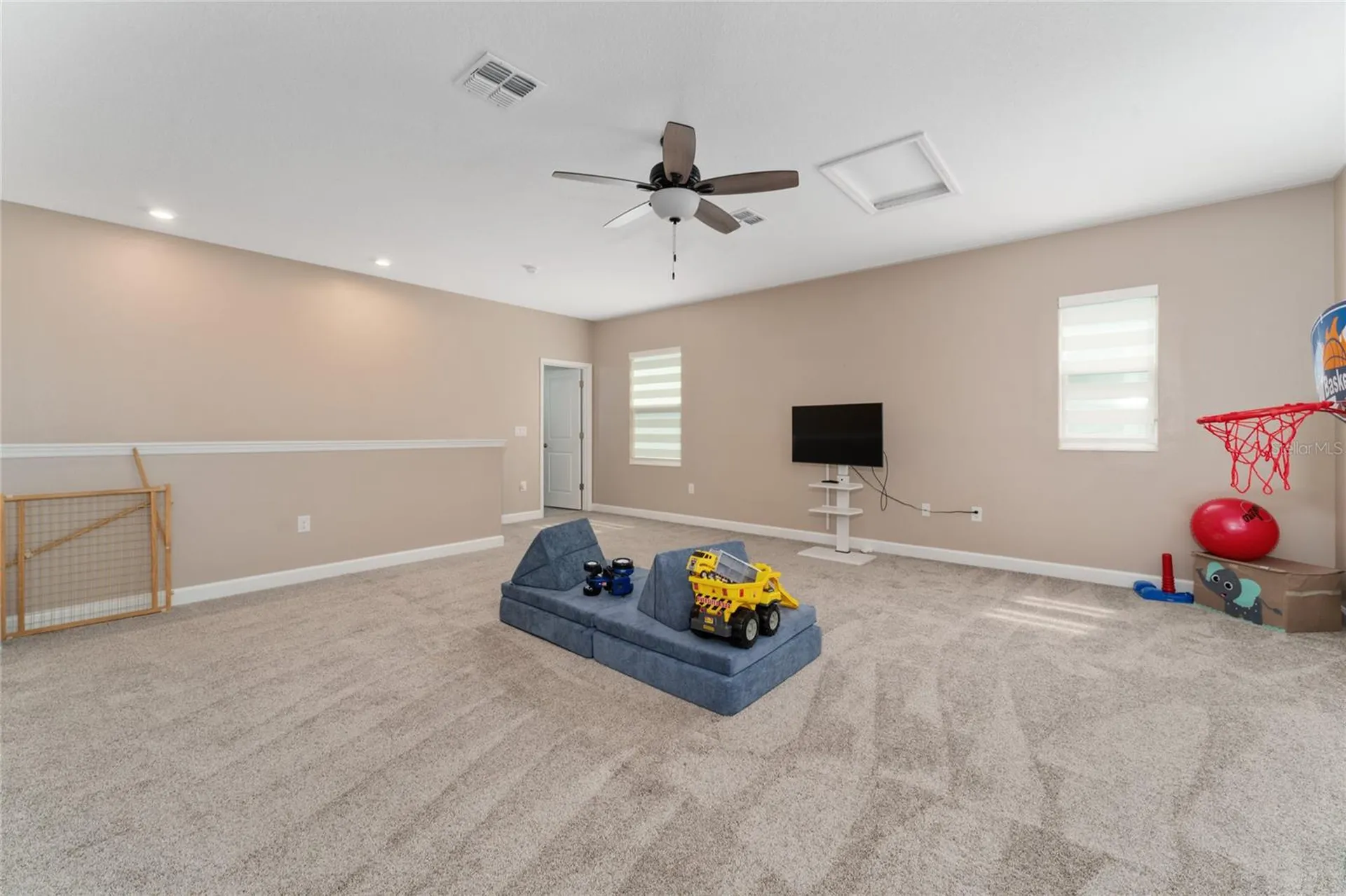 1839 Good Neighbor Loop Kissimmee FL 34744