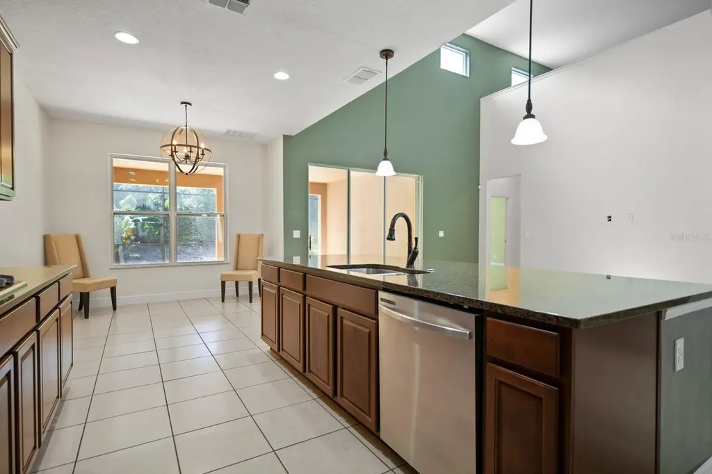 1073 Vinsetta Circle Winter Garden FL 34787
