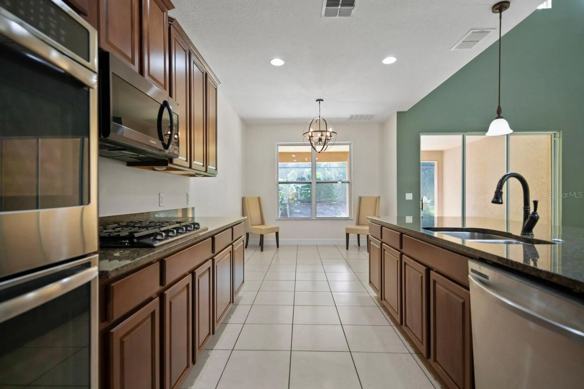 1073 Vinsetta Circle Winter Garden FL 34787