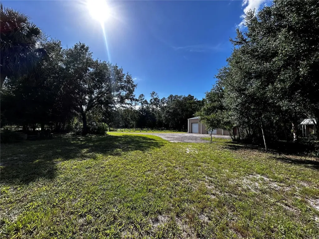 15401 Co Road 450 Umatilla FL 32784