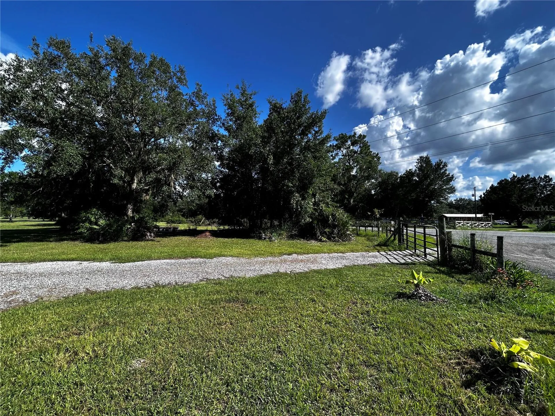 15401 Co Road 450 Umatilla FL 32784