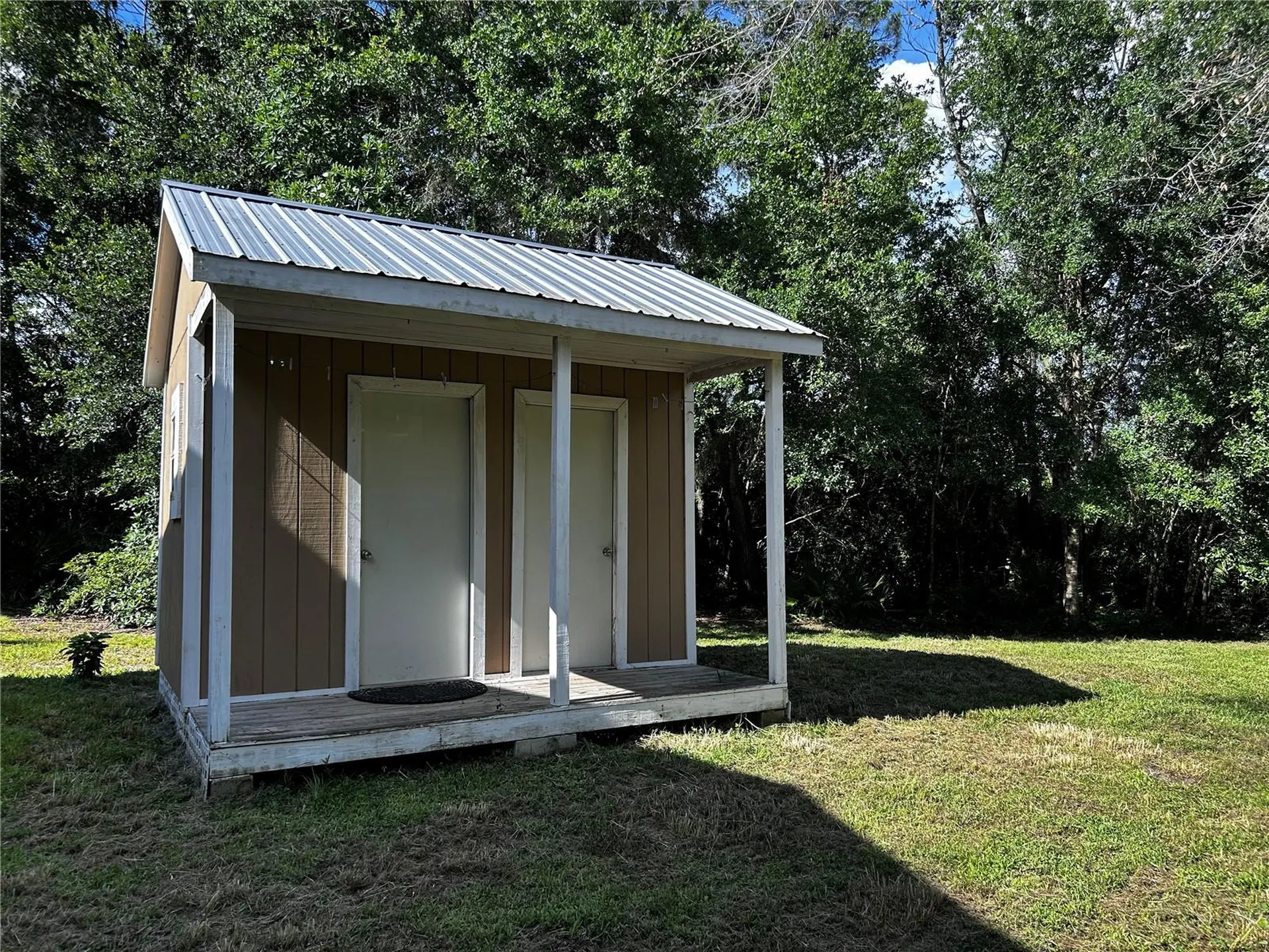 15401 Co Road 450 Umatilla FL 32784